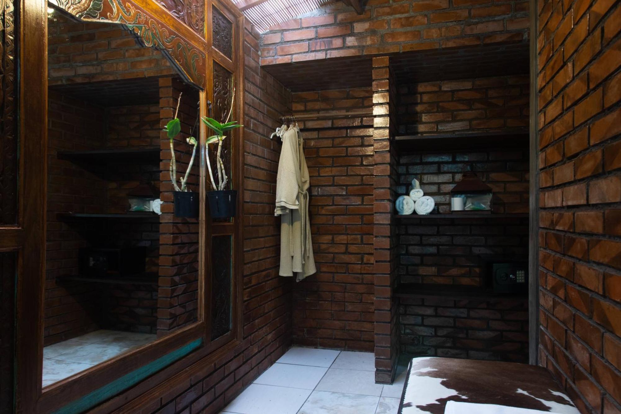 Ocean Star Villa Five Near The Kudeta Beach Семиняк Екстериор снимка