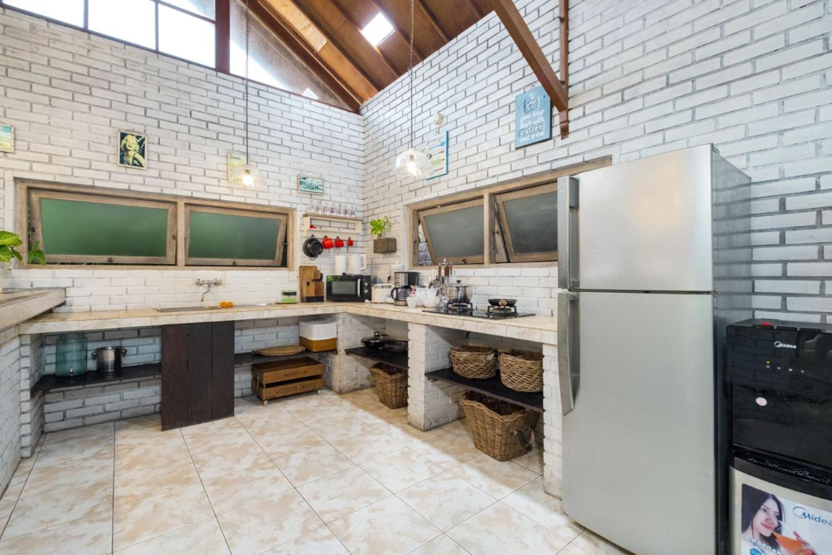 Ocean Star Villa Five Near The Kudeta Beach Семиняк Екстериор снимка