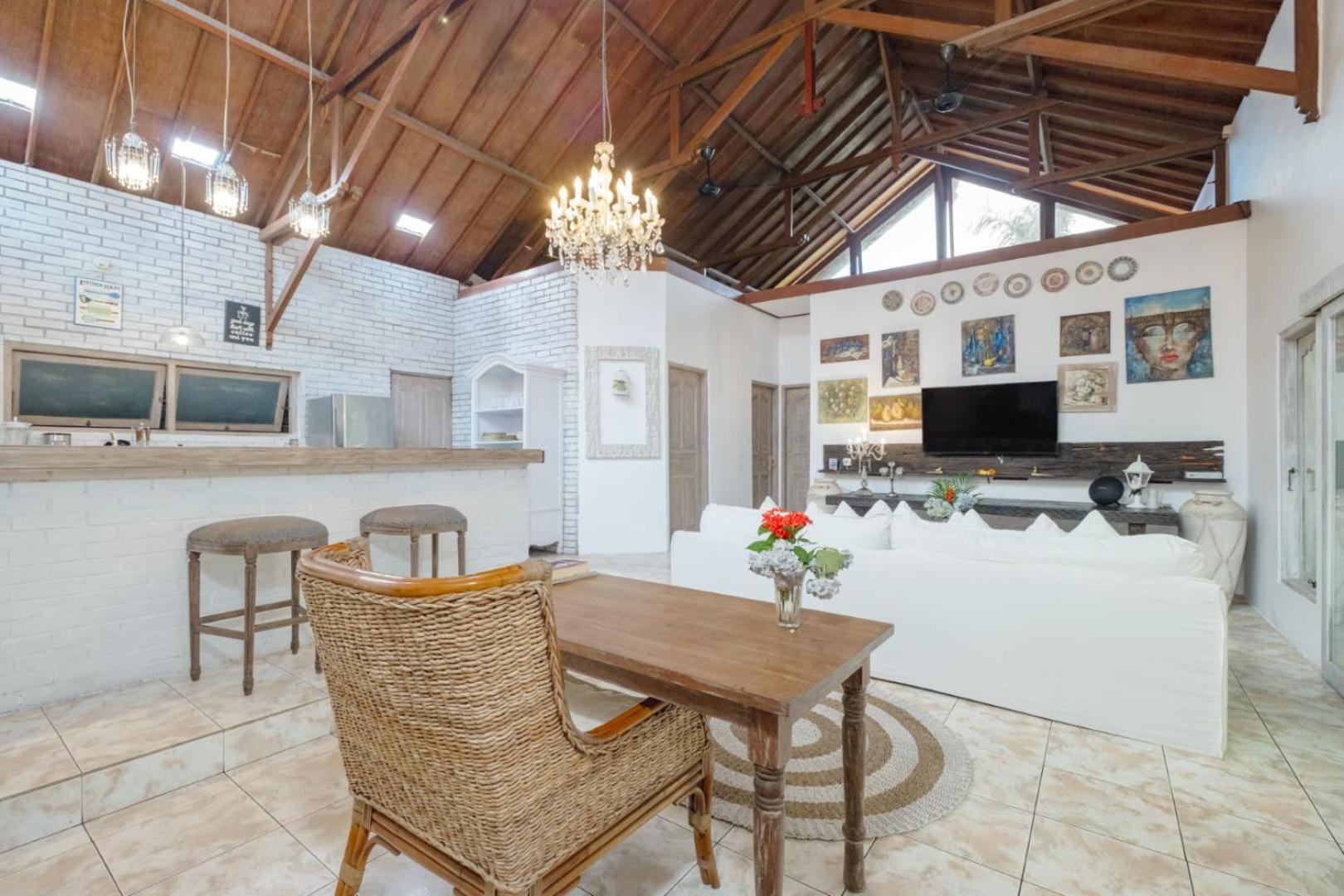 Ocean Star Villa Five Near The Kudeta Beach Семиняк Екстериор снимка