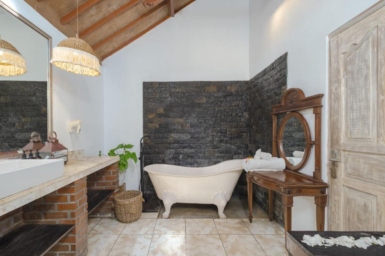 Ocean Star Villa Five Near The Kudeta Beach Семиняк Екстериор снимка